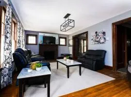 Cozy 5BR Home minutes from the falls