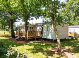 Mobil home - Domaine du Vieux Moulin，位于波讷地区圣朱利安的酒店