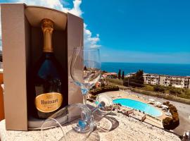 La Casa Panoramica 15，位于皮佐的酒店