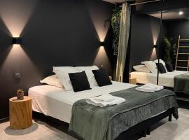 Spa & Love Exotic - Baln&eacute;o - Sauna - Parking，位于克莱蒙费朗的Spa酒店