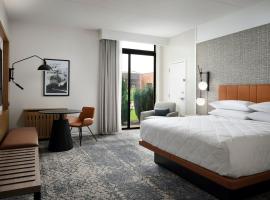 Sheraton Grand Rapids Airport Hotel，位于大急流城的酒店