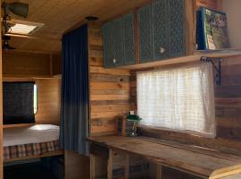 la cabane mobile，位于Beyssenac的酒店