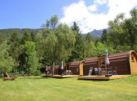 Presanella Mountain Lodge，位于泰穆的露营地