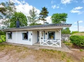 Lovely Home In Västra Torup With Wifi