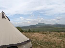 Campy Mountain Campsite，位于Tkhit的露营地