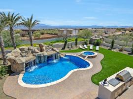 Luxury Estate, Sleeps 24, Sonoran by HomeStakes，位于斯科茨的海滩短租房