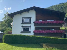 Haus Stofleth，位于查贡斯的酒店