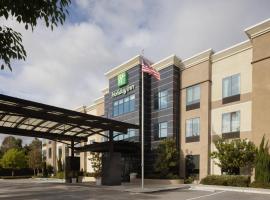 Holiday Inn Carlsbad/San Diego, an IHG Hotel，位于卡尔斯巴德北阿尔加社区公园附近的酒店