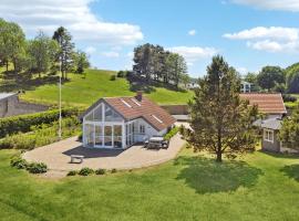Nice Home In Børkop With Sauna，位于宝可波的酒店
