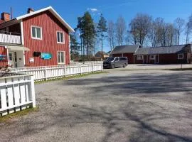 Flora Dekor gästgård, Lenagården