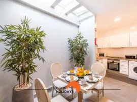 #096 Casa Antonieta 1 by Home Holidays