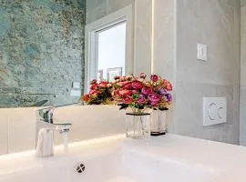 Villa Korcula Grandeur 5 Bedrooms Stunning Waterfront Setting Sea Access