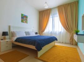 SPACIOUS 3 Bedroom Apartm Beach Front (Side View)，位于阿布扎比阿尔哈尔迪亚公园附近的酒店