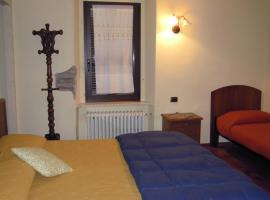 Albergo Touring，位于Bettola的酒店