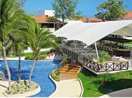 Private Owned Suite at Coronado Luxury Suite Hotel & Golf Course，位于普拉亚科罗纳多的豪华酒店