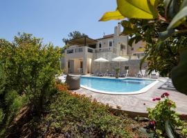 Palladio Luxury Villa With Amazing View，位于Roussospítion的酒店