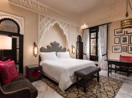 Hotel Alfonso XIII, a Luxury Collection Hotel, Seville，位于塞维利亚老城区的酒店