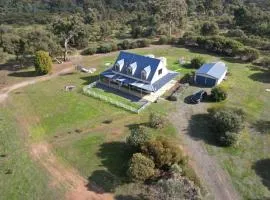 Morningside farm house with Mountian views...