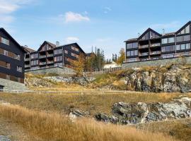 3 Bedroom Awesome Apartment In Rjukan，位于尤坎的酒店