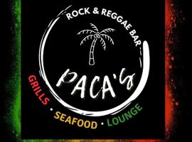 PACA'S Reggae Bar & Hostel，位于Ambat的青旅
