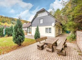 Deluxe Holiday Home in Brilon Wald near Ski Area，位于布里隆的酒店