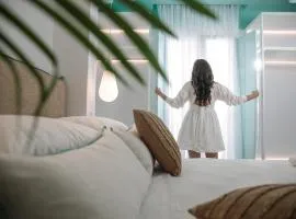 Flora Apartments & Studios