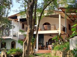 Villa Chelsey，位于安赫莱斯镇的酒店