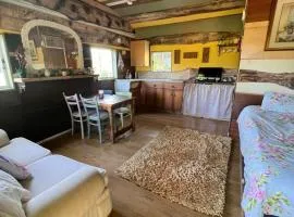 Foxglove eco lodge