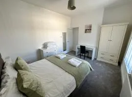 4 bed house off Norton village