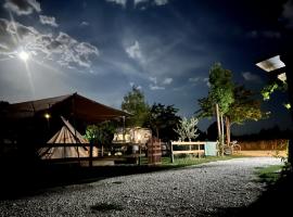 Terre del Piano-Bell Tent，位于科里纳尔多的酒店