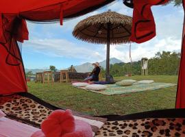 Kintamani Adventures 'Life Hurt, Nature Heal'，位于金塔马尼的豪华帐篷