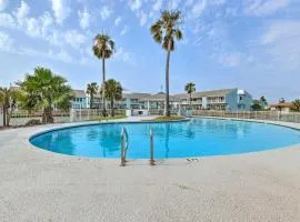 Bright Key Allegro Condo with Community Outdoor Pool