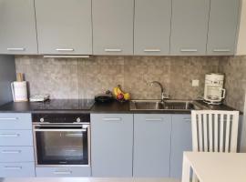 Desire place，位于雷夫卡达镇的带停车场的酒店