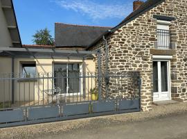 La maison du Chêne 2，位于Miniac-Morvan的酒店