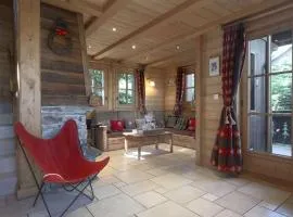 Chalet de Luxe 131m² Courchevel 1650 - 10 Pers., 5 Chambres, Proche Pistes et Centre, Spa, Parking - FR-1-631-147