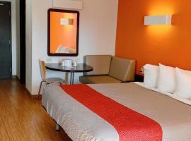 里贾纳6号汽车旅馆，位于里贾纳的酒店