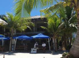 birdwatchers beachfront hotel panglao，位于邦劳的酒店