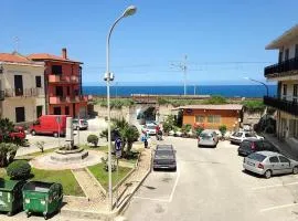 A tre passi dal Mare con Parcheggio Gratuito