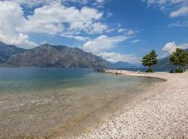 Il Frantoio a Monte-vicino al lago