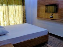 New Vrindavan Retreat，位于Pratāpgarh的酒店
