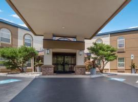 SureStay Plus Hotel by Best Western Elizabethtown Hershey，位于伊丽莎白镇的酒店