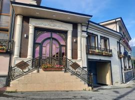 Issam Hotel & Spa Sheki，位于舍基的酒店