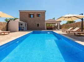 Cozy Home In Vidasovi Stani