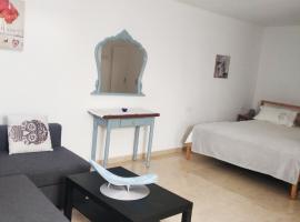 One bedroom apartment in Tazacorte，位于塔扎克蒂的酒店
