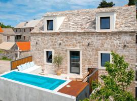 She House - built for pleasure - Island of Brač，位于Gornji Humac的Spa酒店