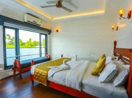 Kerala Houseboat