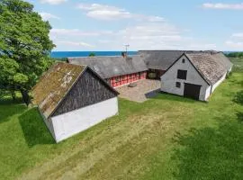 3 Bedroom Cozy Home In Østermarie