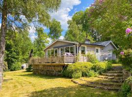 Cozy Home In Aplared With Wifi，位于Aplared的酒店