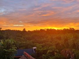 Casa Azul Reserva Amazonica，位于莱蒂西亚的宾馆