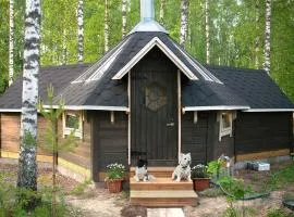 Glamping Troll House Eco-Cottage, Nuuksio for Nature lovers, Petfriendly